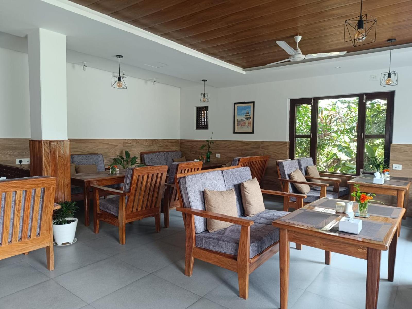 The Mountain House Hotel Pokhara Kültér fotó