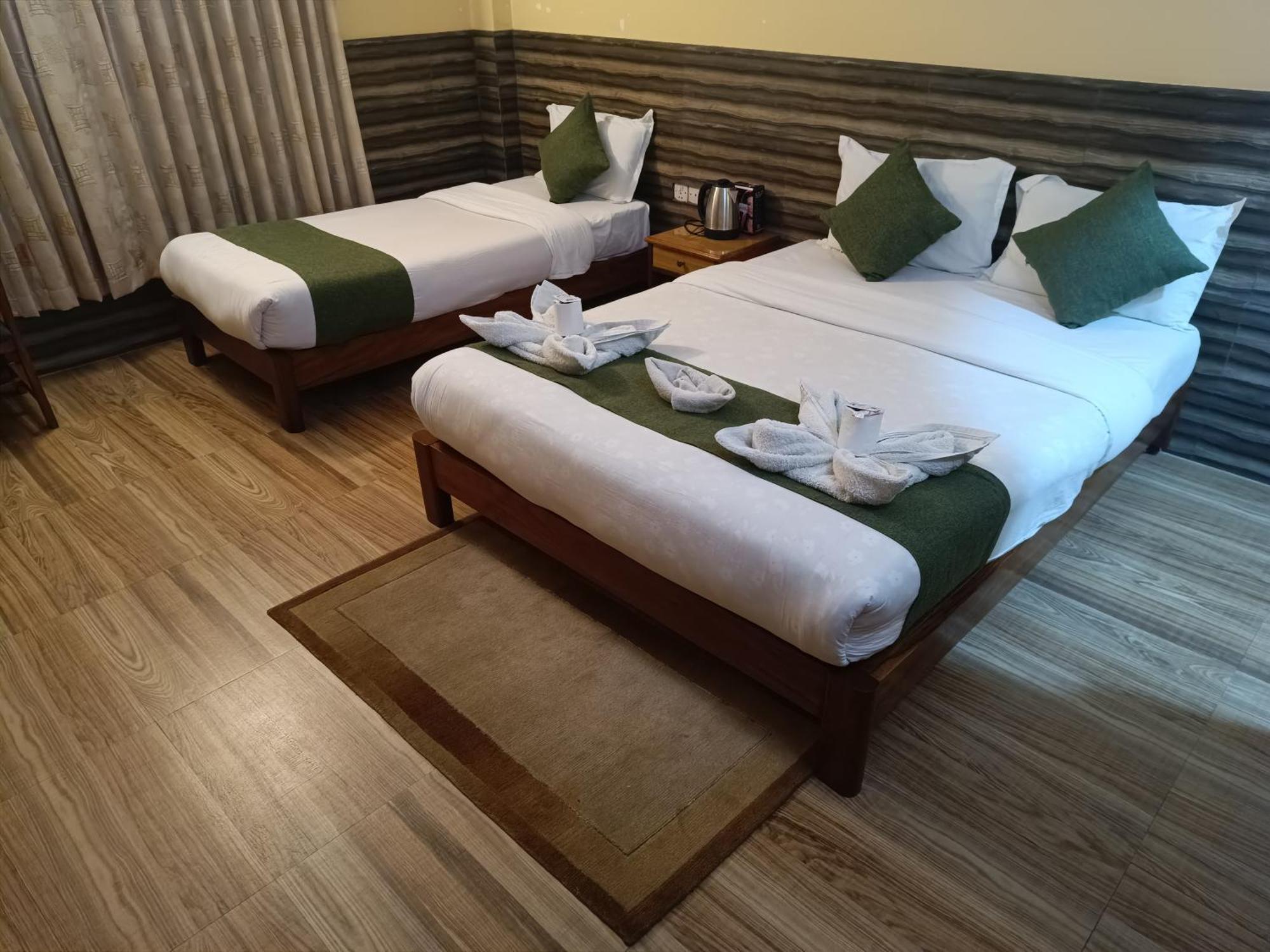 The Mountain House Hotel Pokhara Kültér fotó