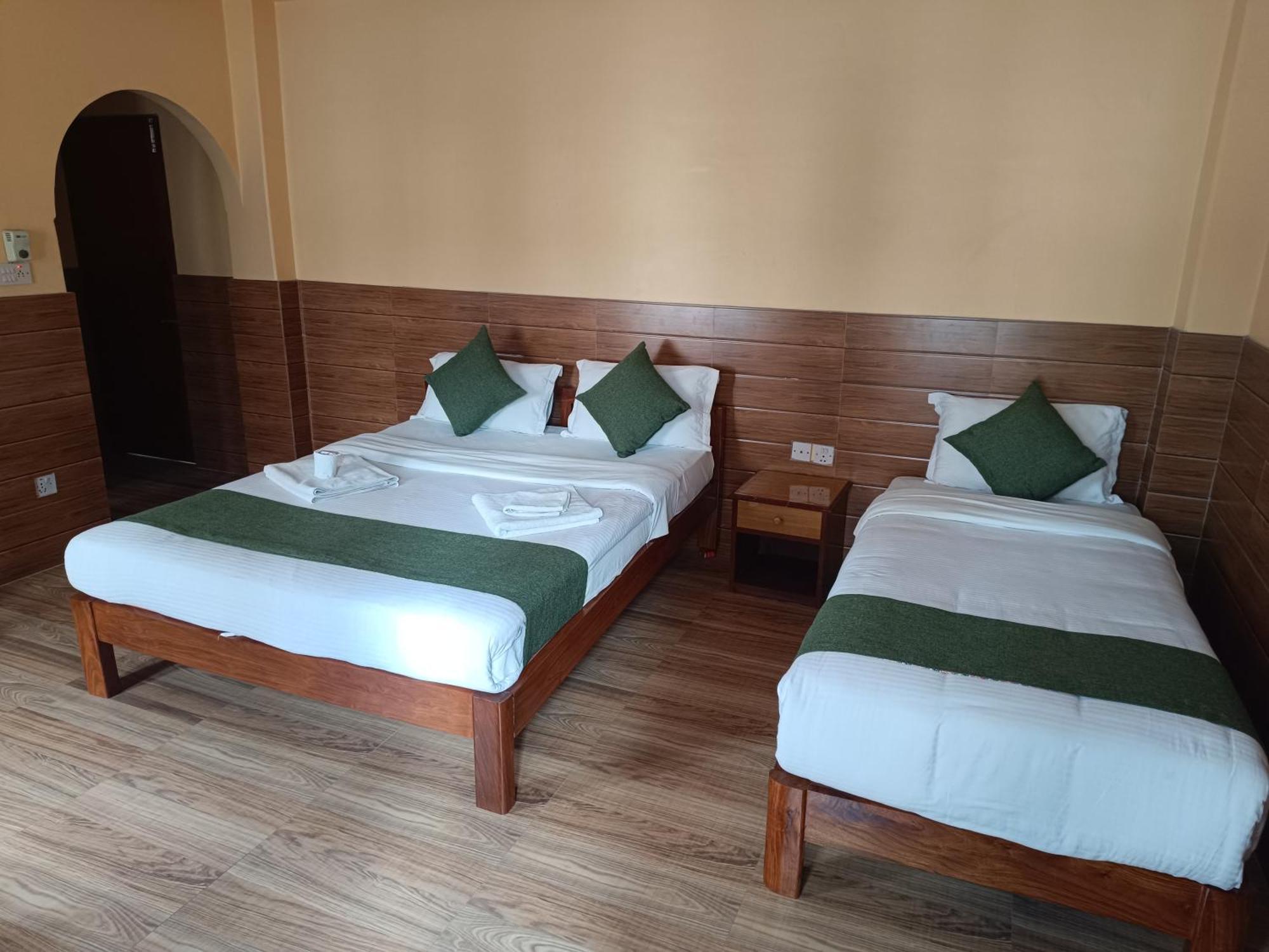 The Mountain House Hotel Pokhara Kültér fotó